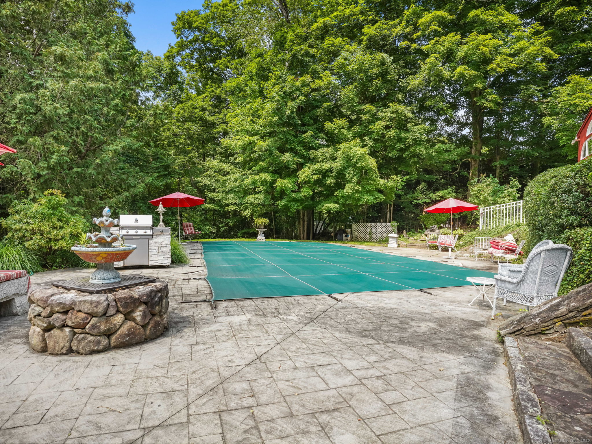 4 Whippoorwill Lane