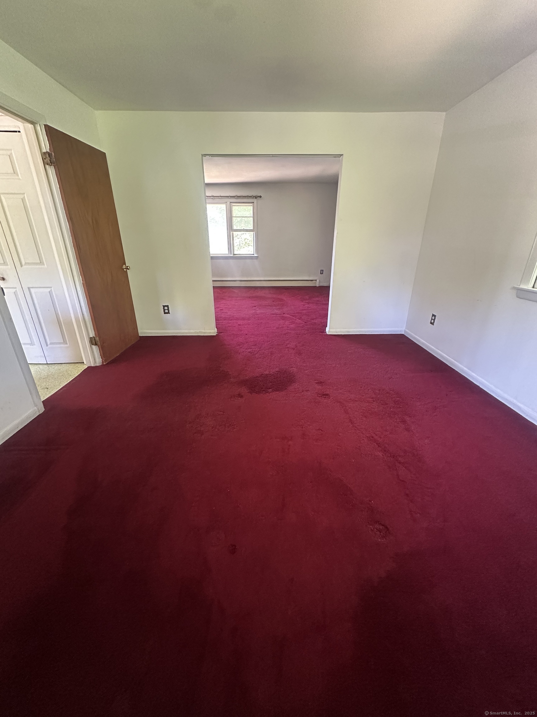 19 Arrowhead Lane, Branford, Connecticut image 8