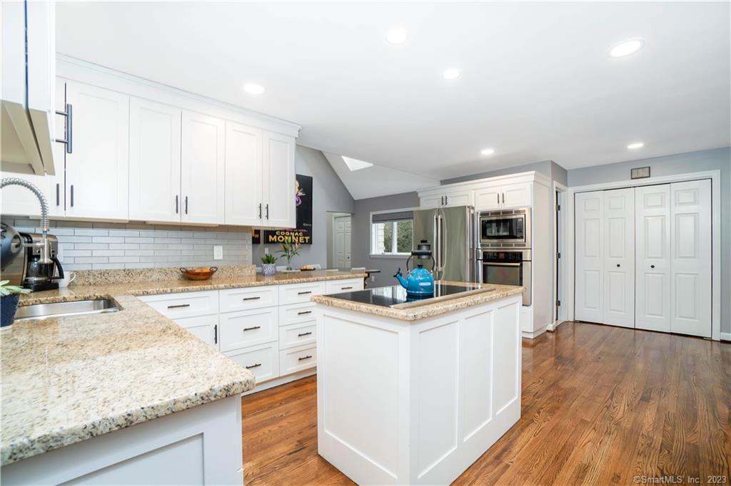 Photo 6 of 40 of 99 Timberwood Road 99 townhome