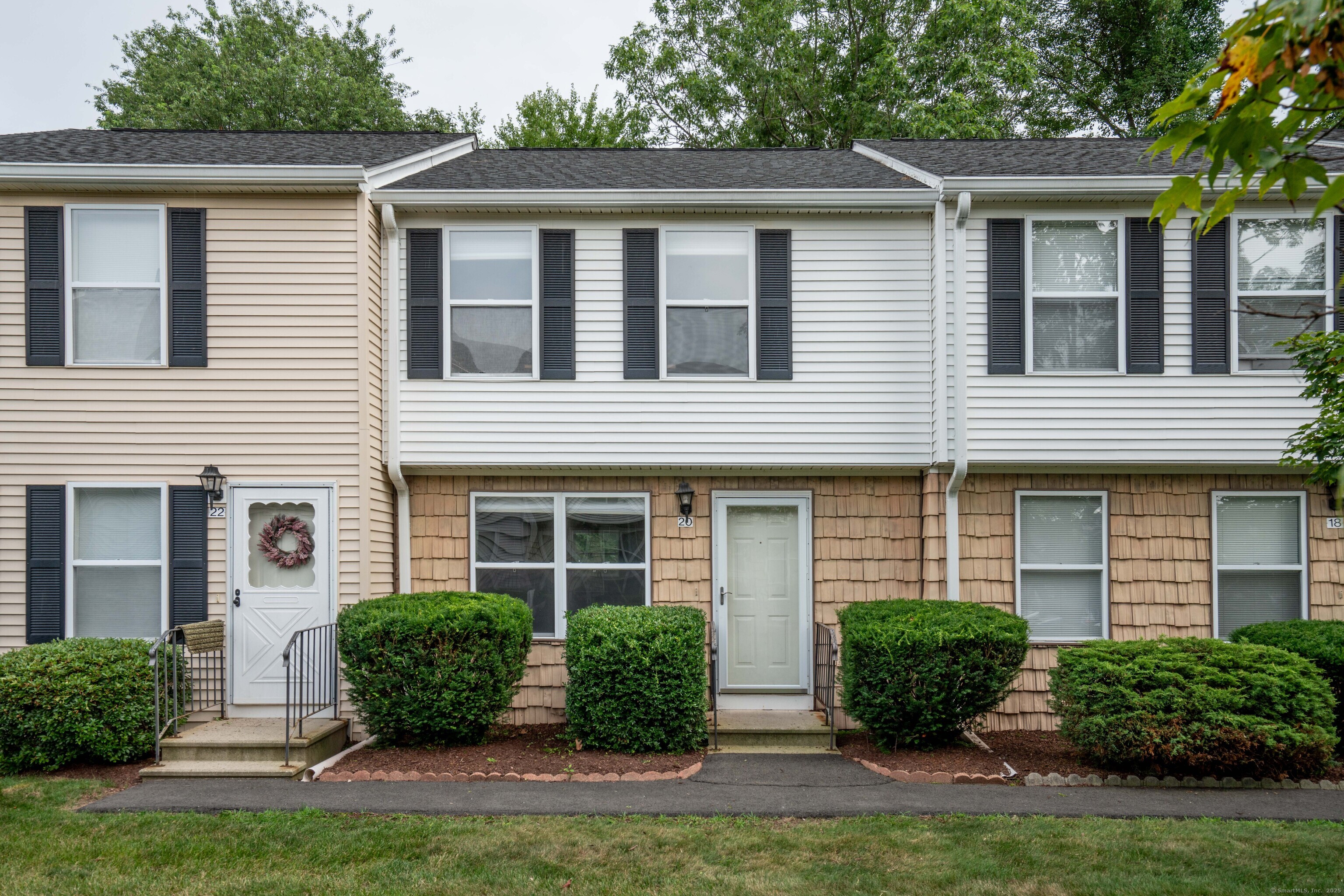 20 Holly Lane 20