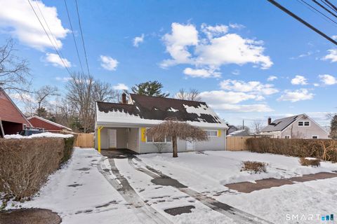 Photo of 171 Oconnell Drive, East Hartford, CT 06118 (MLS # 24150543)