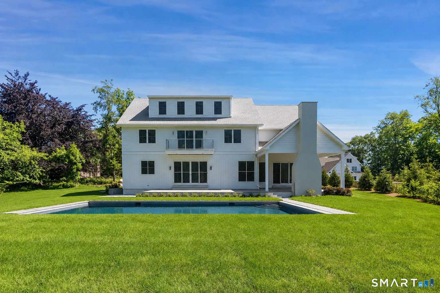 13 Edgemarth Hill Road