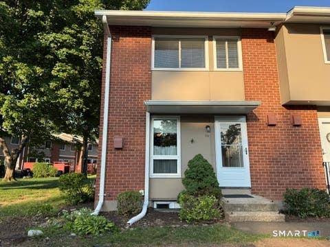 Homes For Sale - 114 Centerbrook Road<br/> New Haven County, Hamden, CT 06518