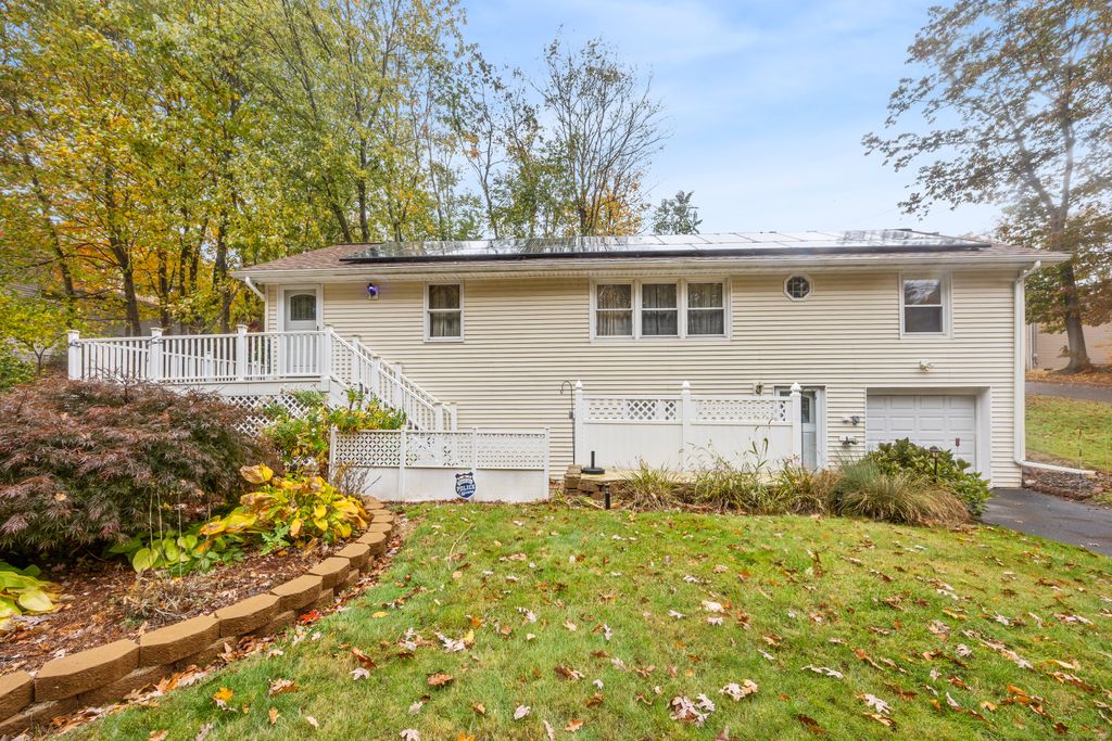 Photo of 265 Grannis Street, East Haven, CT 06512 (MLS # 24135005)