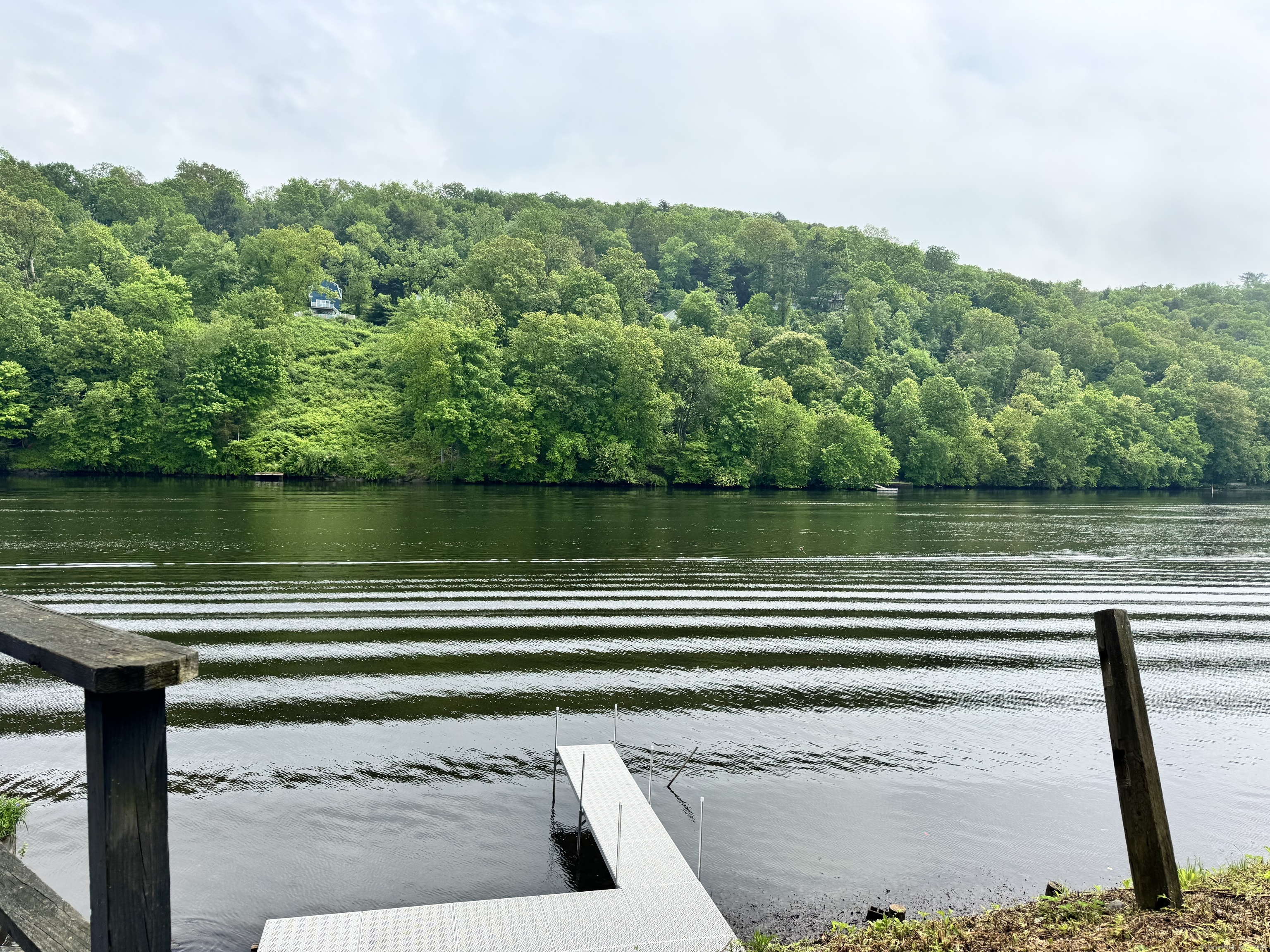 Newtown, Connecticut 06482, United States, 4 Bedrooms Bedrooms, ,3 BathroomsBathrooms,Residential,Active,99022