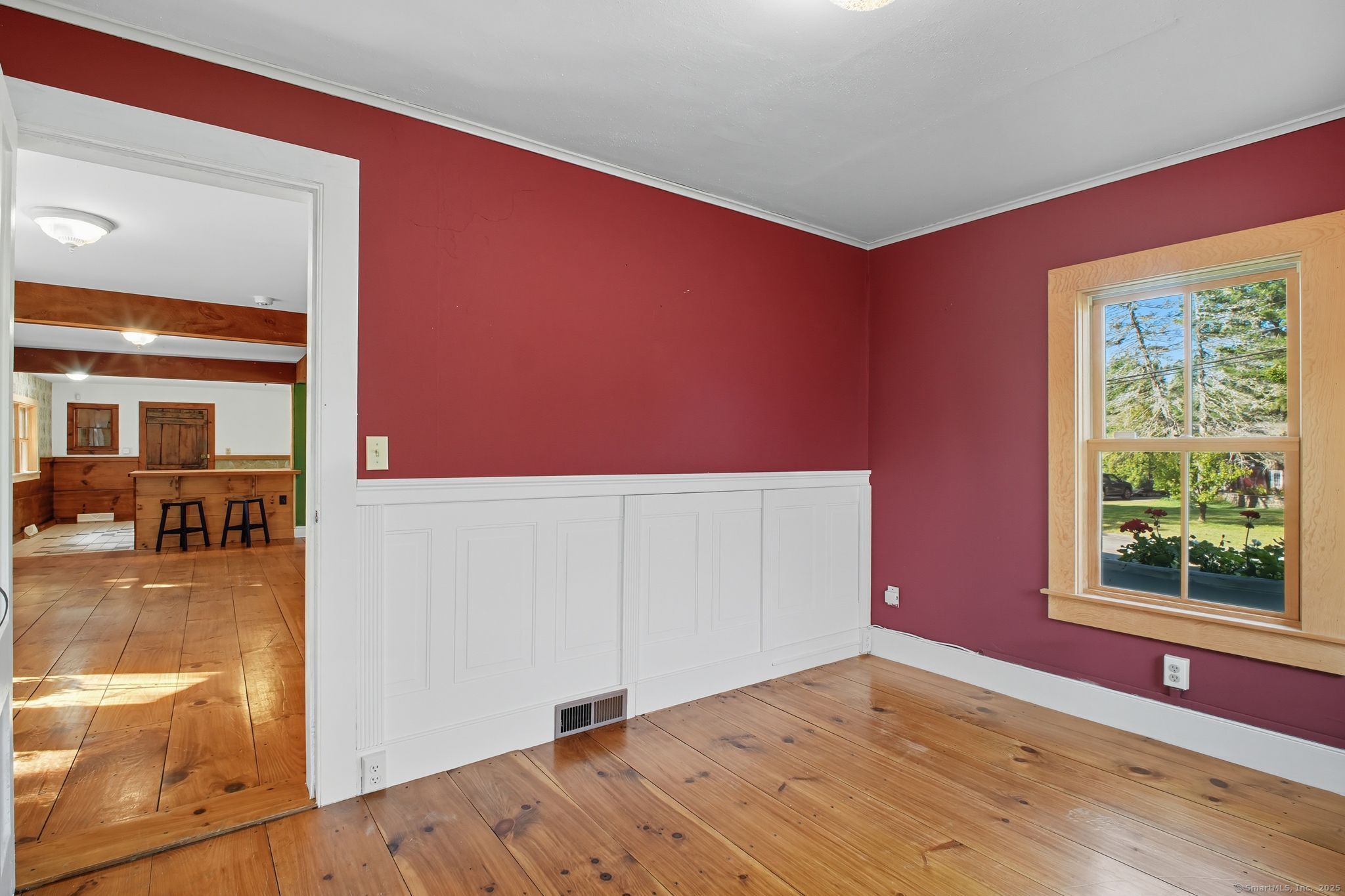 Hartland, Connecticut 06027, United States, 3 Bedrooms Bedrooms, ,2 BathroomsBathrooms,Residential,Pending,211983