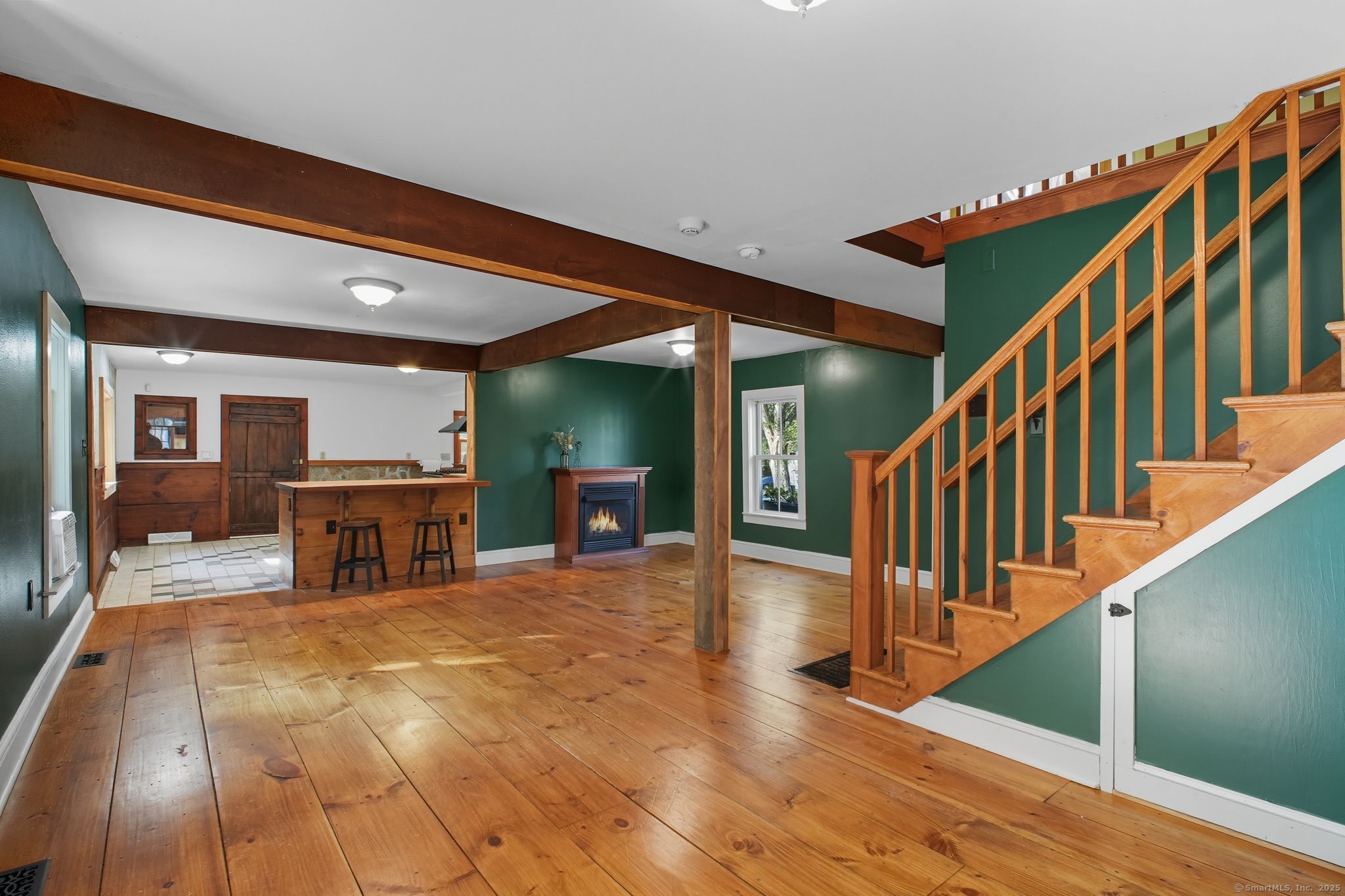 Hartland, Connecticut 06027, United States, 3 Bedrooms Bedrooms, ,2 BathroomsBathrooms,Residential,Pending,211983