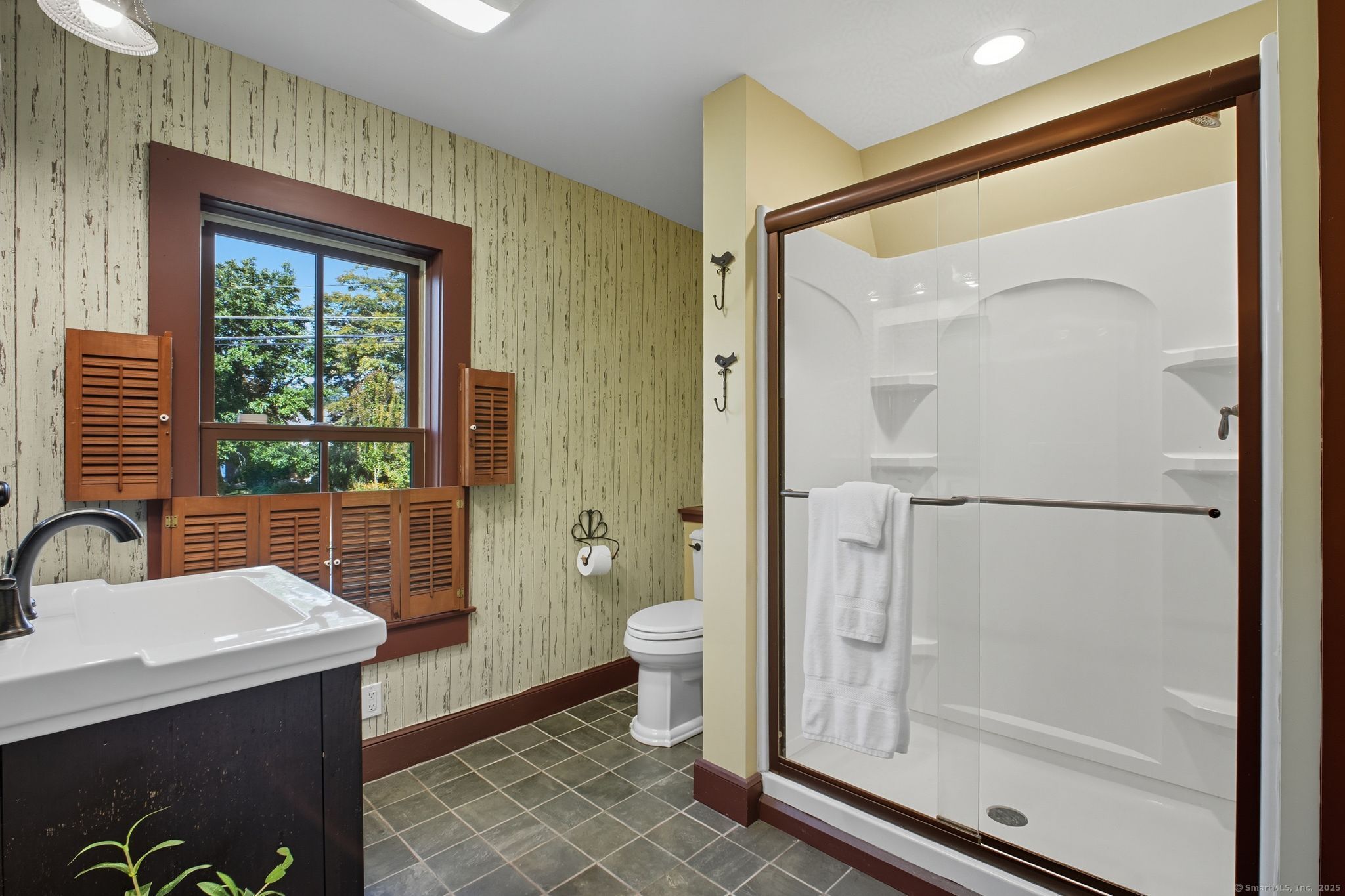 Hartland, Connecticut 06027, United States, 3 Bedrooms Bedrooms, ,2 BathroomsBathrooms,Residential,Pending,211983