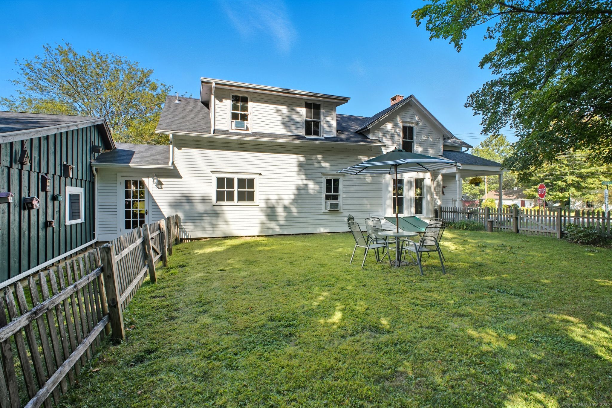 Hartland, Connecticut 06027, United States, 3 Bedrooms Bedrooms, ,2 BathroomsBathrooms,Residential,Pending,211983