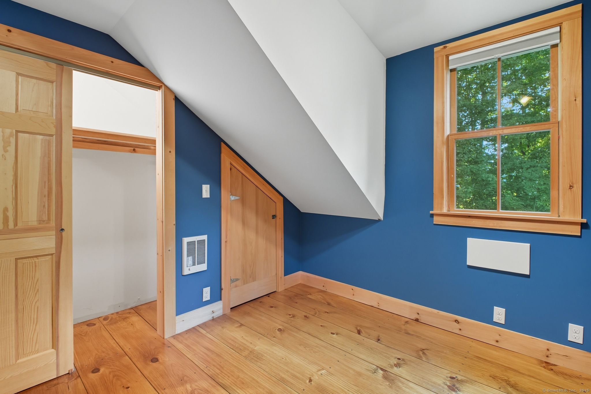 Hartland, Connecticut 06027, United States, 3 Bedrooms Bedrooms, ,2 BathroomsBathrooms,Residential,Pending,211983