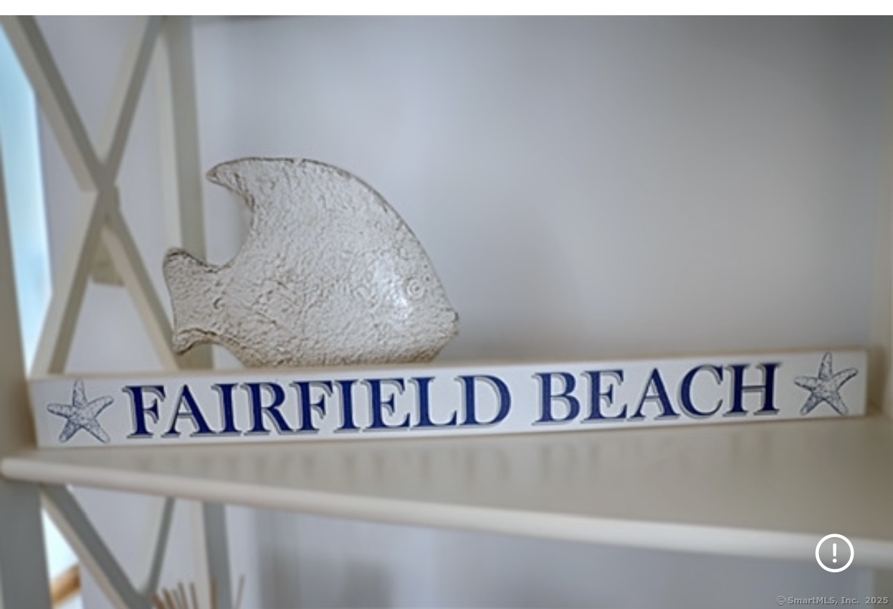 Fairfield Beach Road, Fairfield, Connecticut - 7 Bedrooms  
4 Bathrooms  
13 Rooms - 