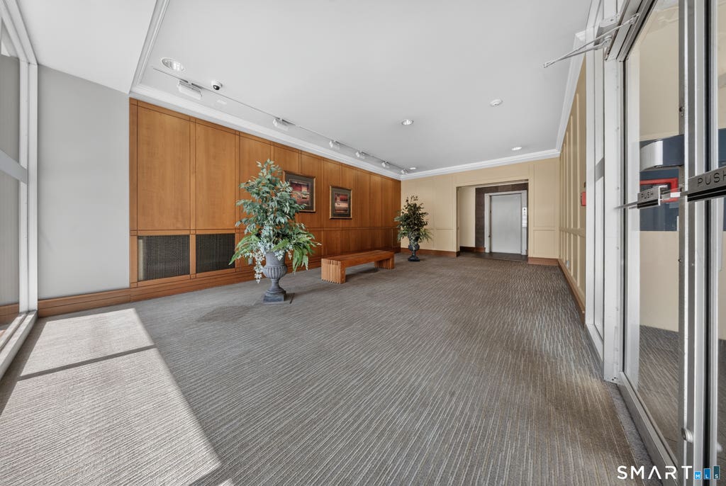 Photo of 140 Grove Street #2H, Stamford, CT 06901 (MLS # 24193323)