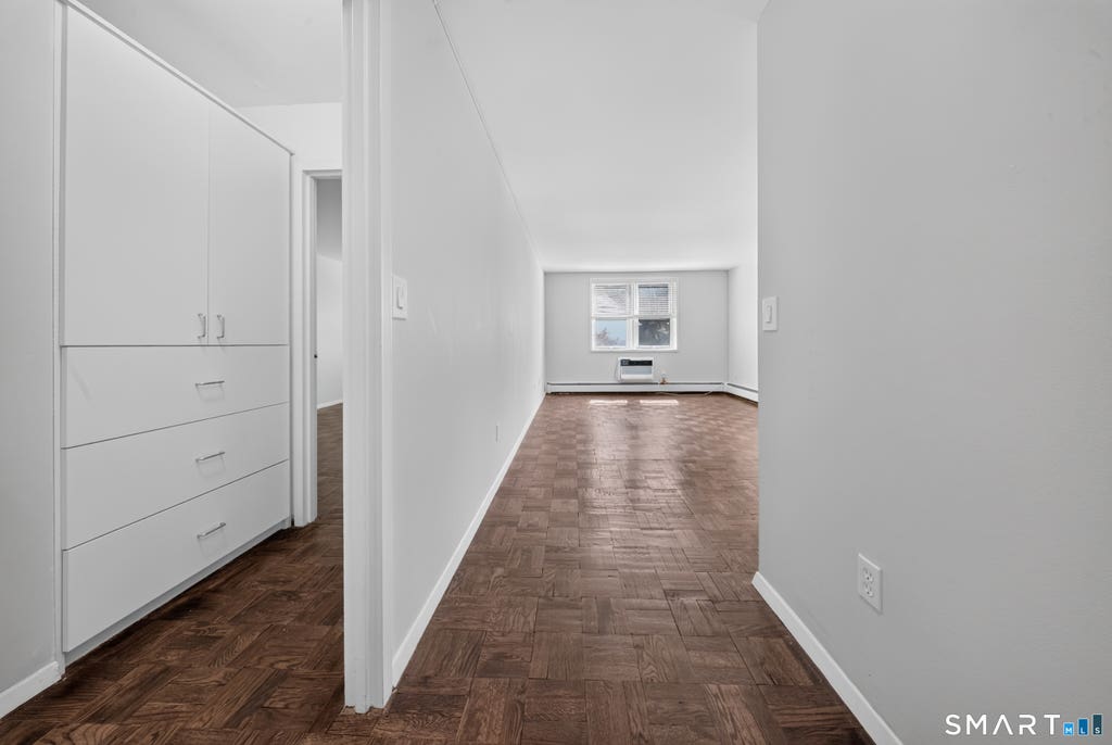 Photo of 140 Grove Street #2H, Stamford, CT 06901 (MLS # 24193323)