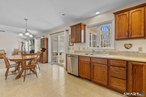 Tiny photo for 8 North Ridge #8, East Hampton, CT 06424 (MLS # 24164486)