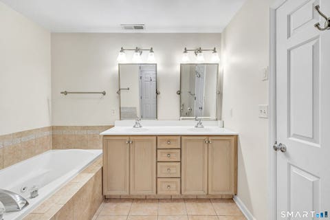 Tiny photo for 570 Danbury Road #23, Ridgefield, CT 06877 (MLS # 24198549)