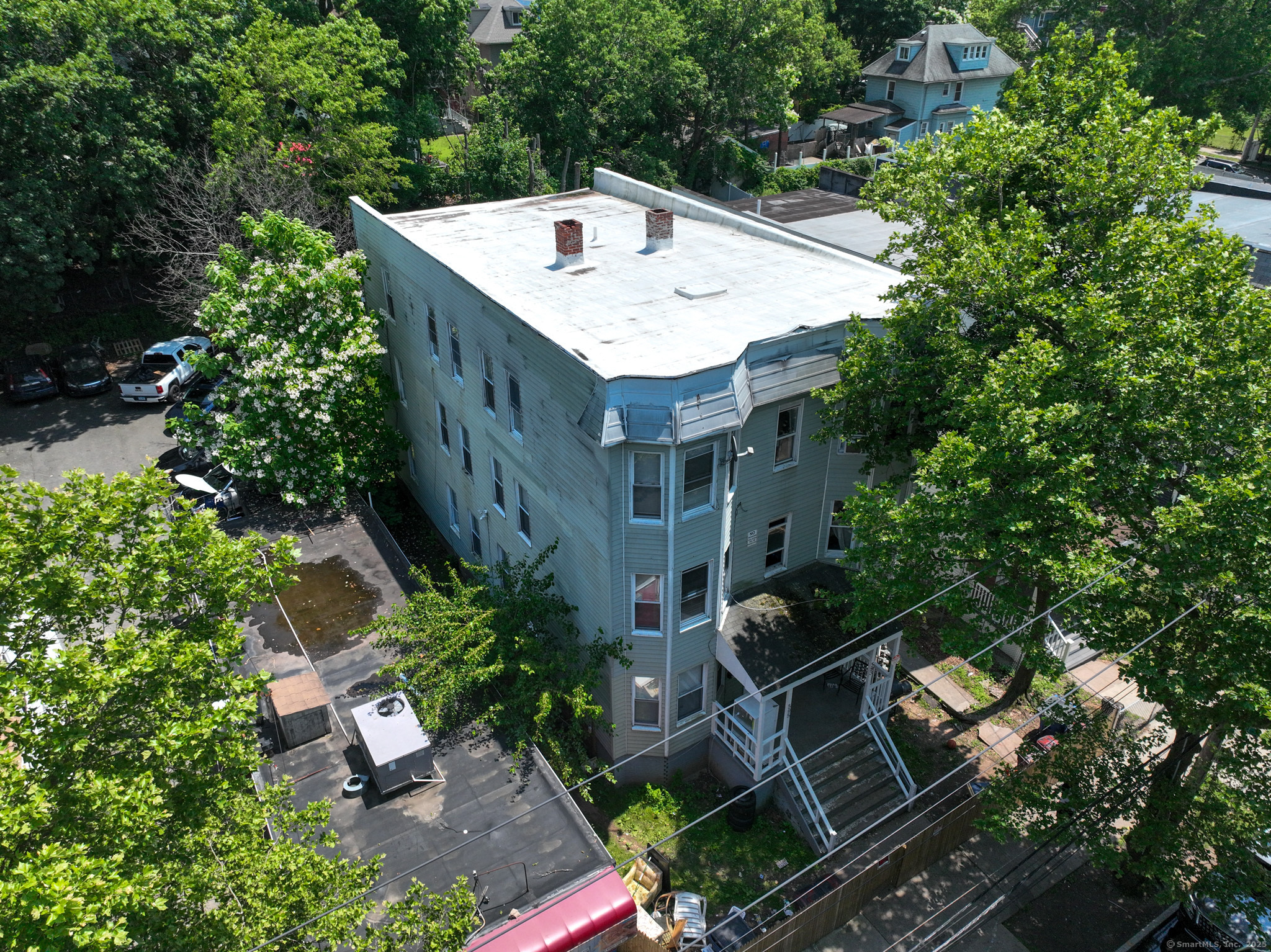 593 Winchester Avenue
