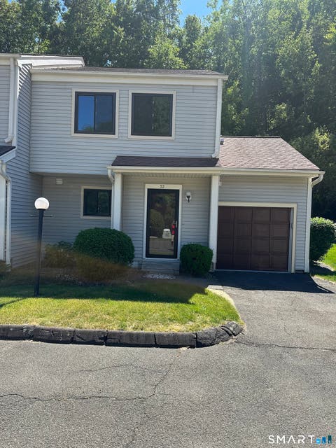 Condo For Sale - 52 Deer Run #52<br/> Bethel, CT 06801