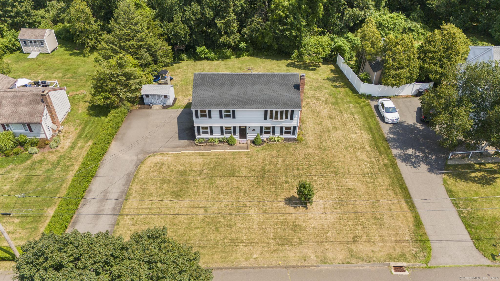 32 Nod Brook Road
