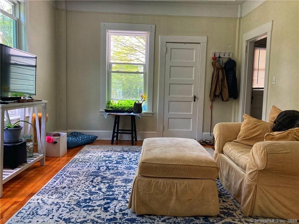 Groton, Connecticut 06340, United States, 6 Bedrooms Bedrooms, ,4 BathroomsBathrooms,Residential,Active,170060