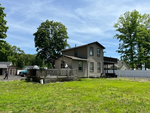 Single Family Residence in Southington CT 223R Meriden Avenue.jpg