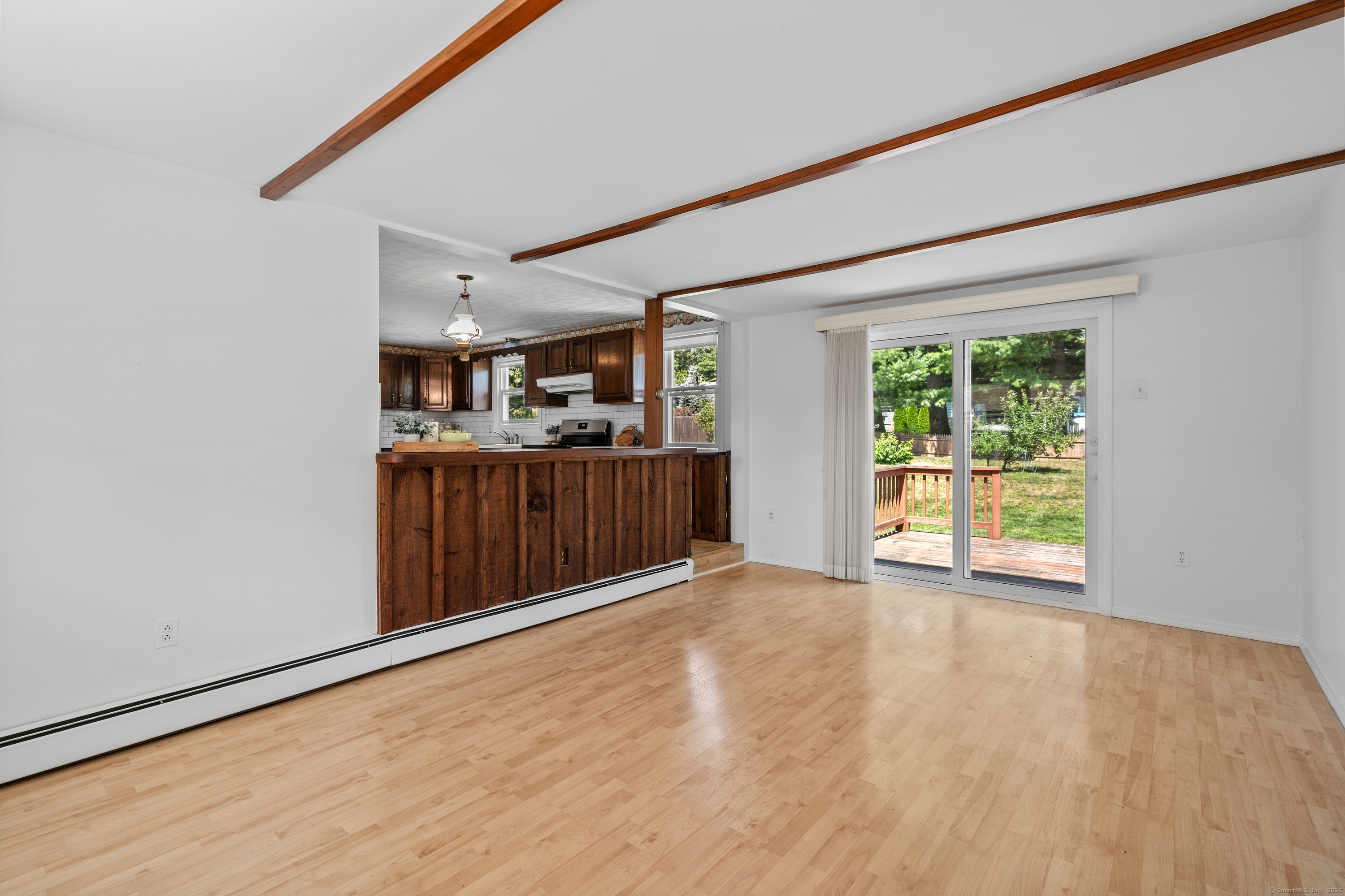 27 Circle Drive