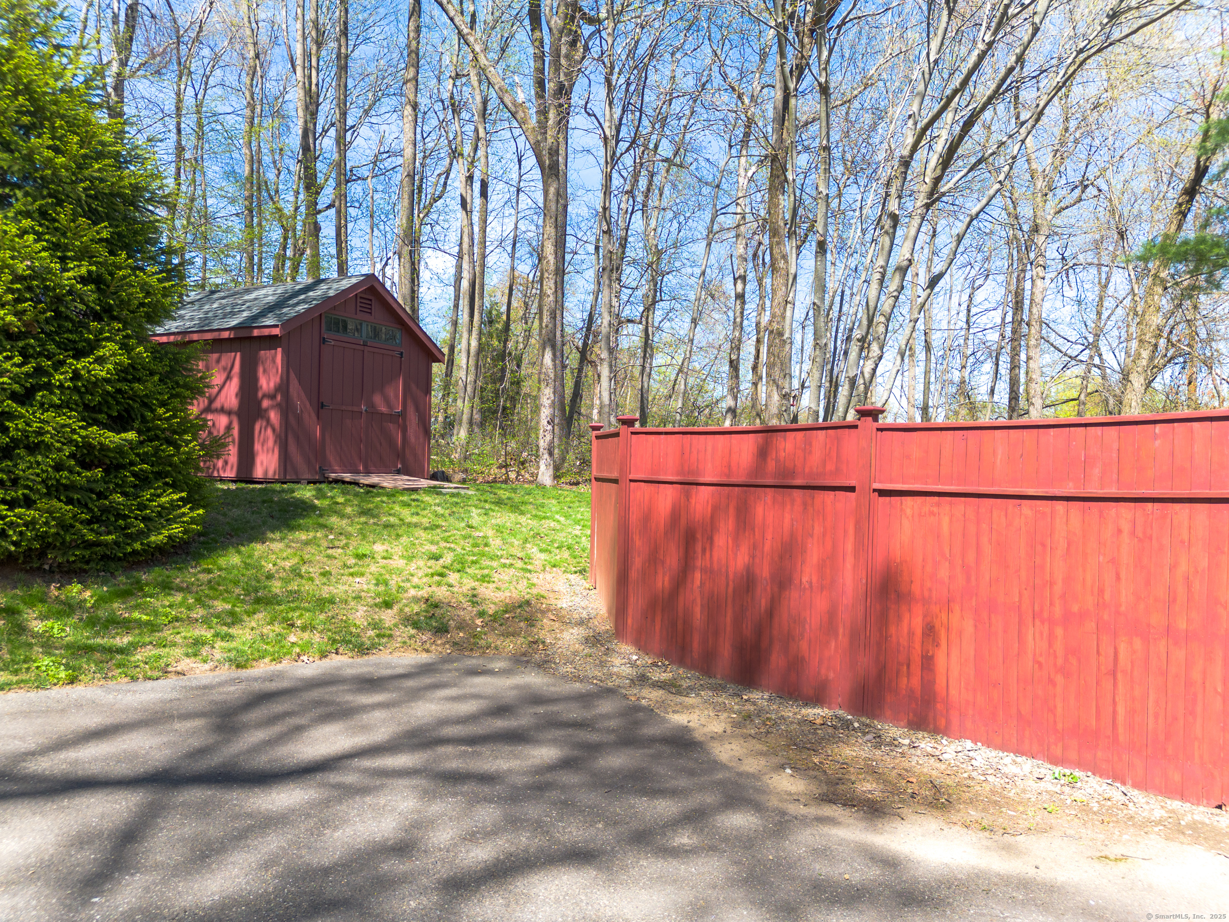 12 Stephen Court, Prospect, Connecticut image 11