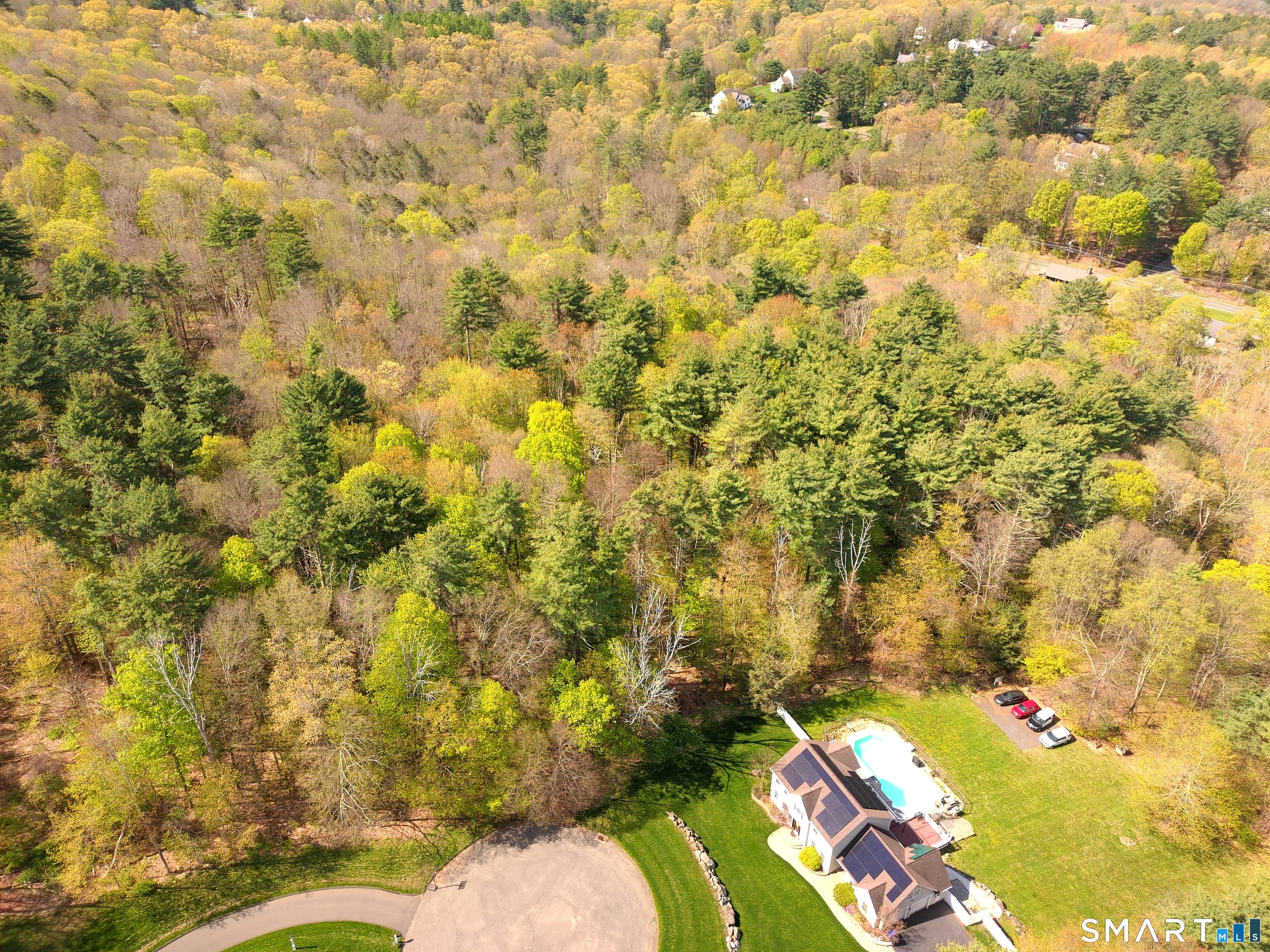 18 Gillette Lane