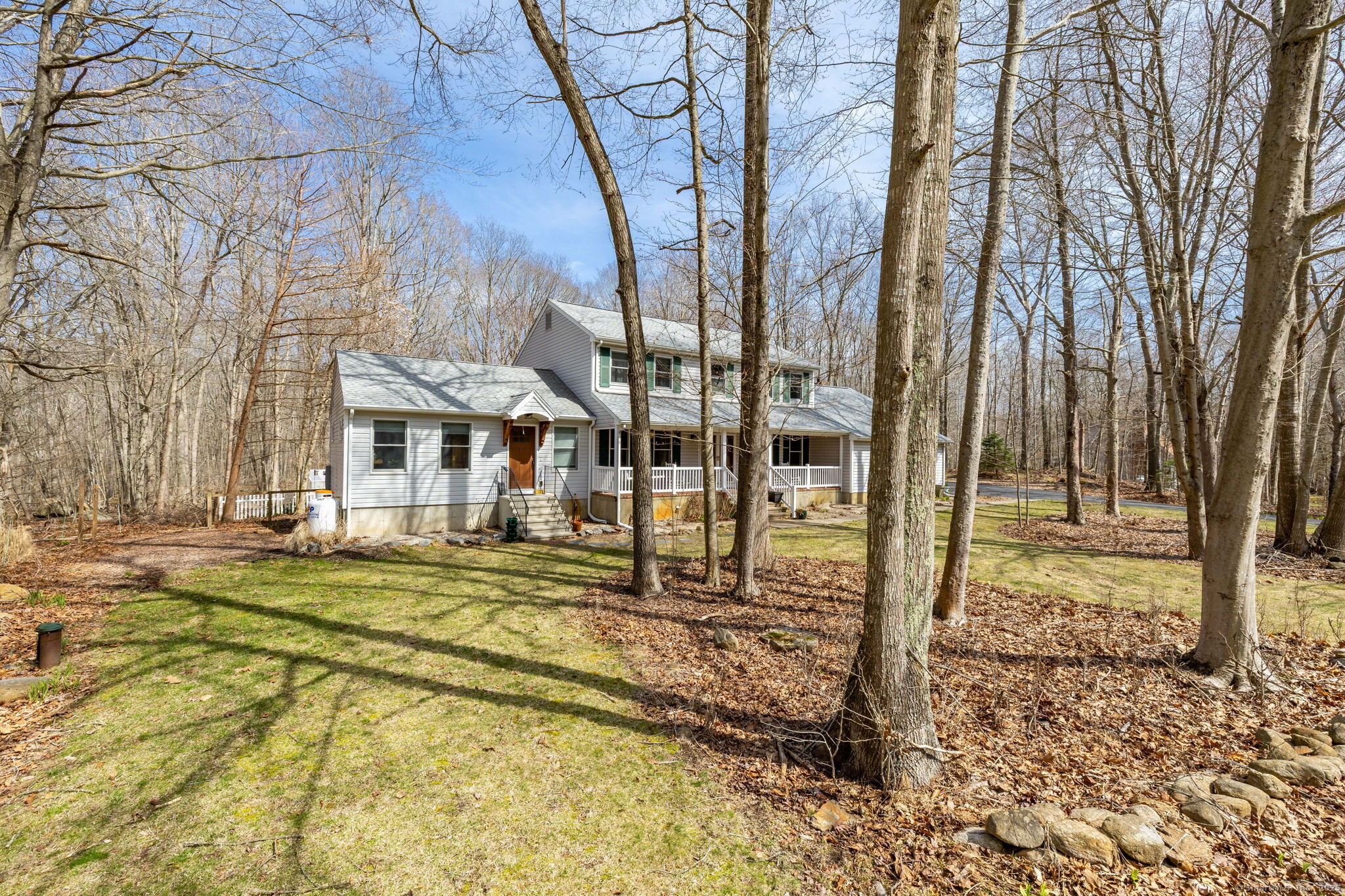 18 Christina Court, Clinton, Connecticut image 2