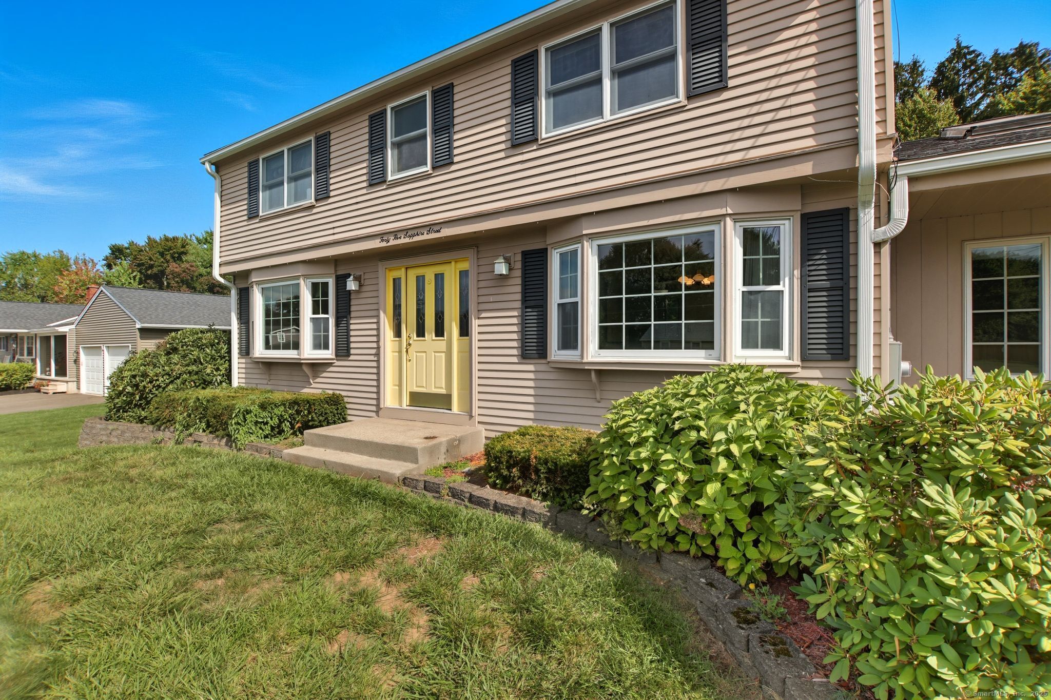 45 Sapphire Street