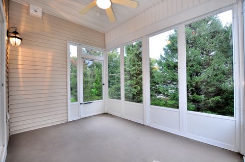 Tiny photo for 201 Kenswick Lane #201, Windsor, CT 06095 (MLS # 24105802)