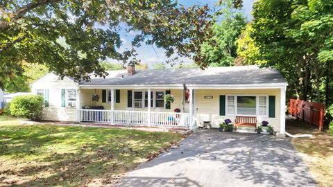 A home in Windsor Locks