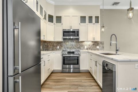 Tiny photo for 1077 Boston Post Road #3, Darien, CT 06820 (MLS # 24160960)