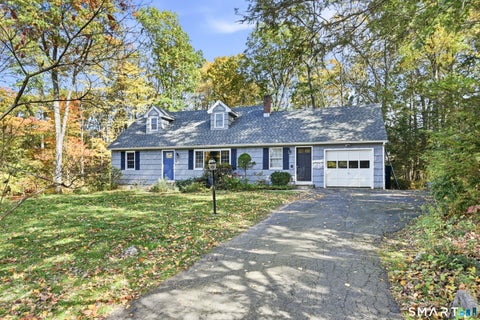 Photo of 11 Flax Hill Road, Brookfield, CT 06804 (MLS # 24214090)