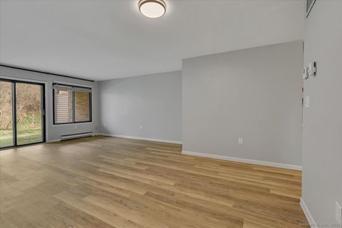 Tiny photo for 10 Briar Court #10, Cromwell, CT 06416 (MLS # 24143829)