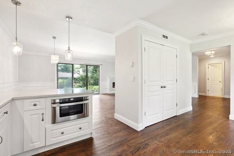 122 Heritage Village B Southbury CT 06488