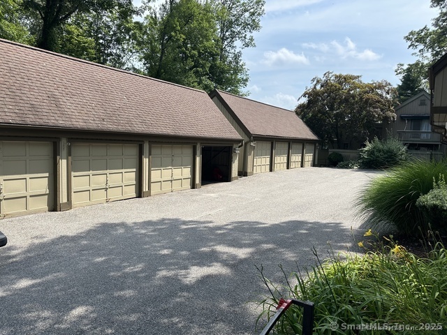 122 Heritage Village #B, Southbury, Connecticut image 27