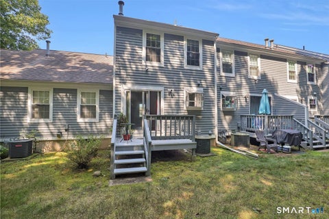 Tiny photo for 205 Oakland Street #B, Manchester, CT 06042 (MLS # 24196596)