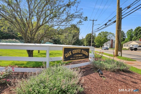 Tiny photo for 205 Oakland Street #B, Manchester, CT 06042 (MLS # 24196596)