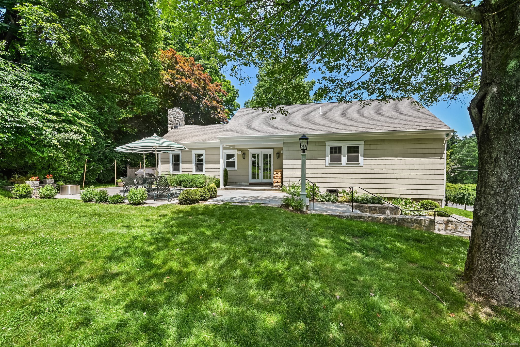 311 Wilton Road East