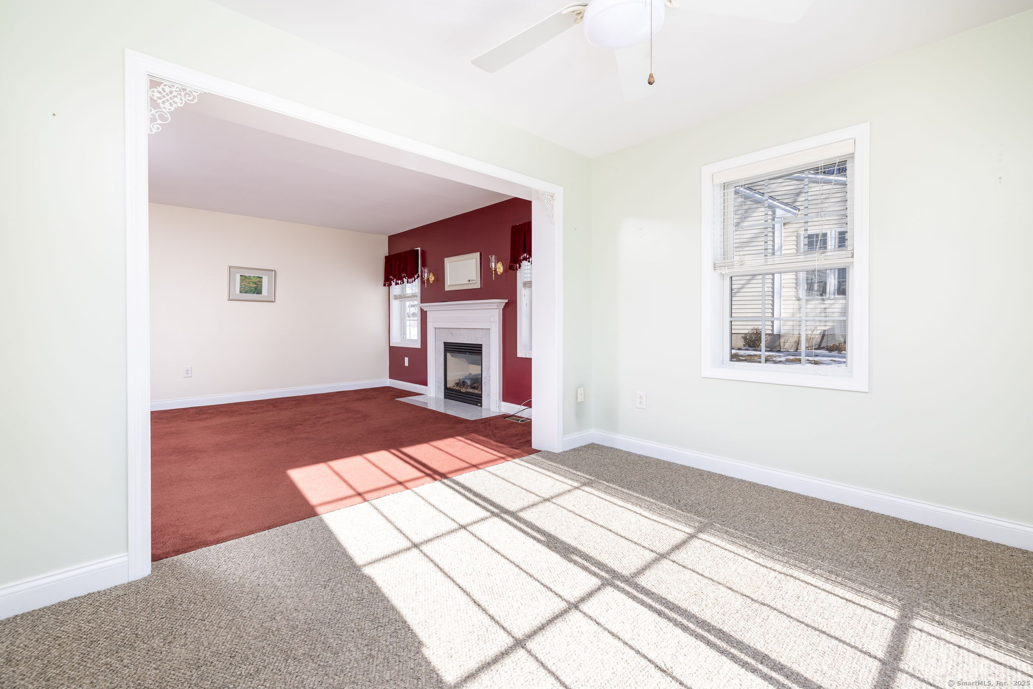 Portland, Connecticut 06480, United States, 2 Bedrooms Bedrooms, ,2 BathroomsBathrooms,Residential,Pending,388