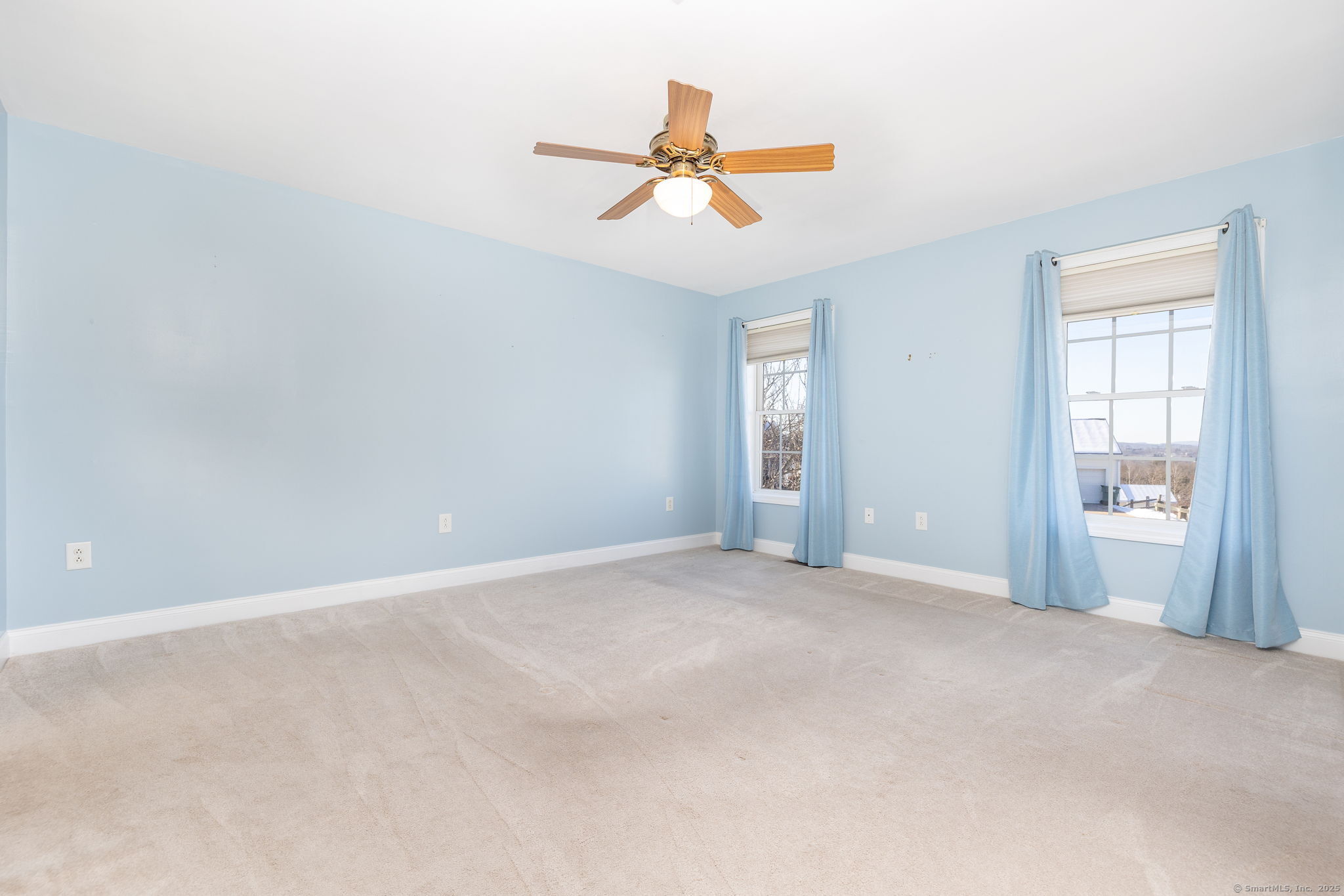 Portland, Connecticut 06480, United States, 2 Bedrooms Bedrooms, ,2 BathroomsBathrooms,Residential,Pending,388