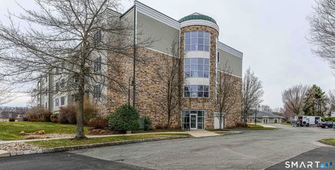 Condo For Sale - 60 Maple Street #APT 17<br/> Branford, CT 06405