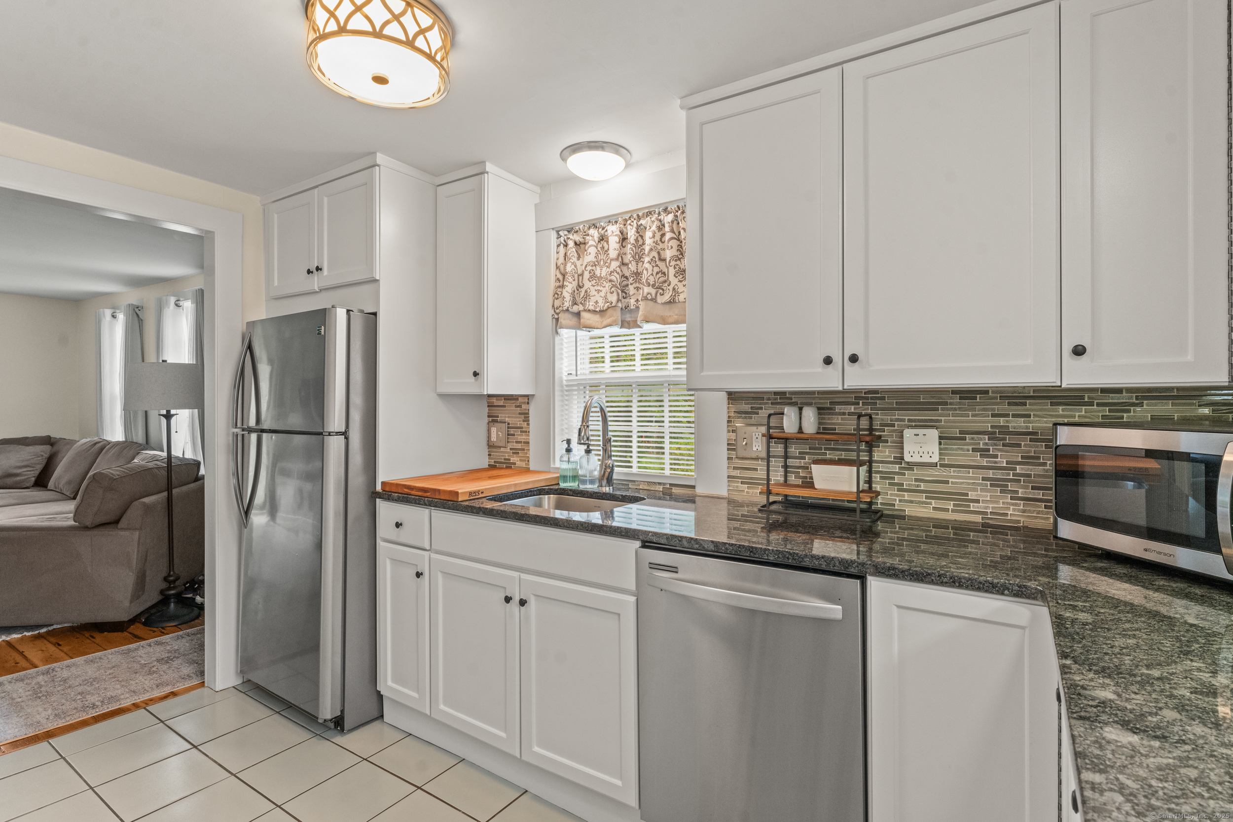 517 Wolcott Hill Road, Wethersfield, Connecticut image 2