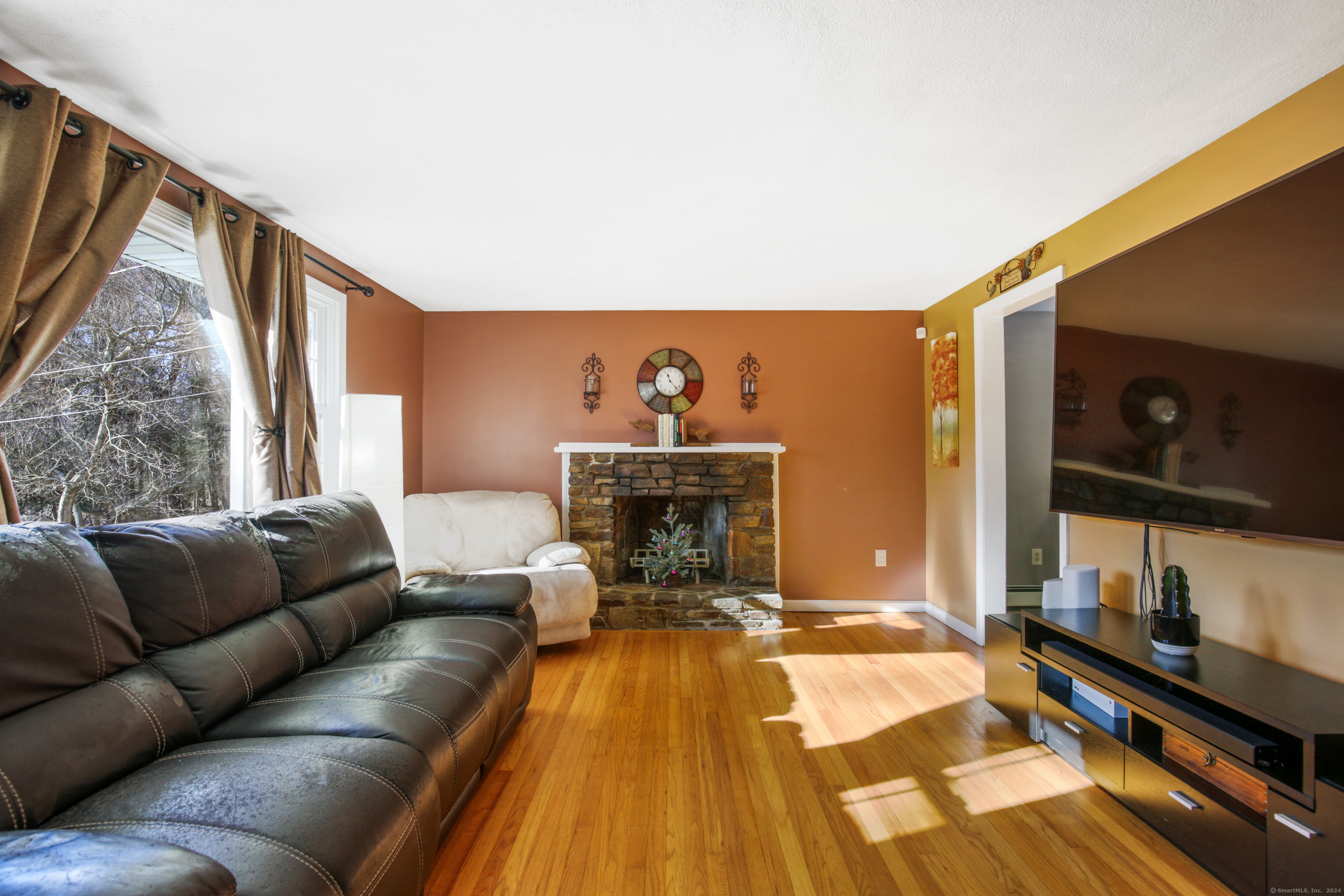 6 Glen Road, Montville, Connecticut image 4