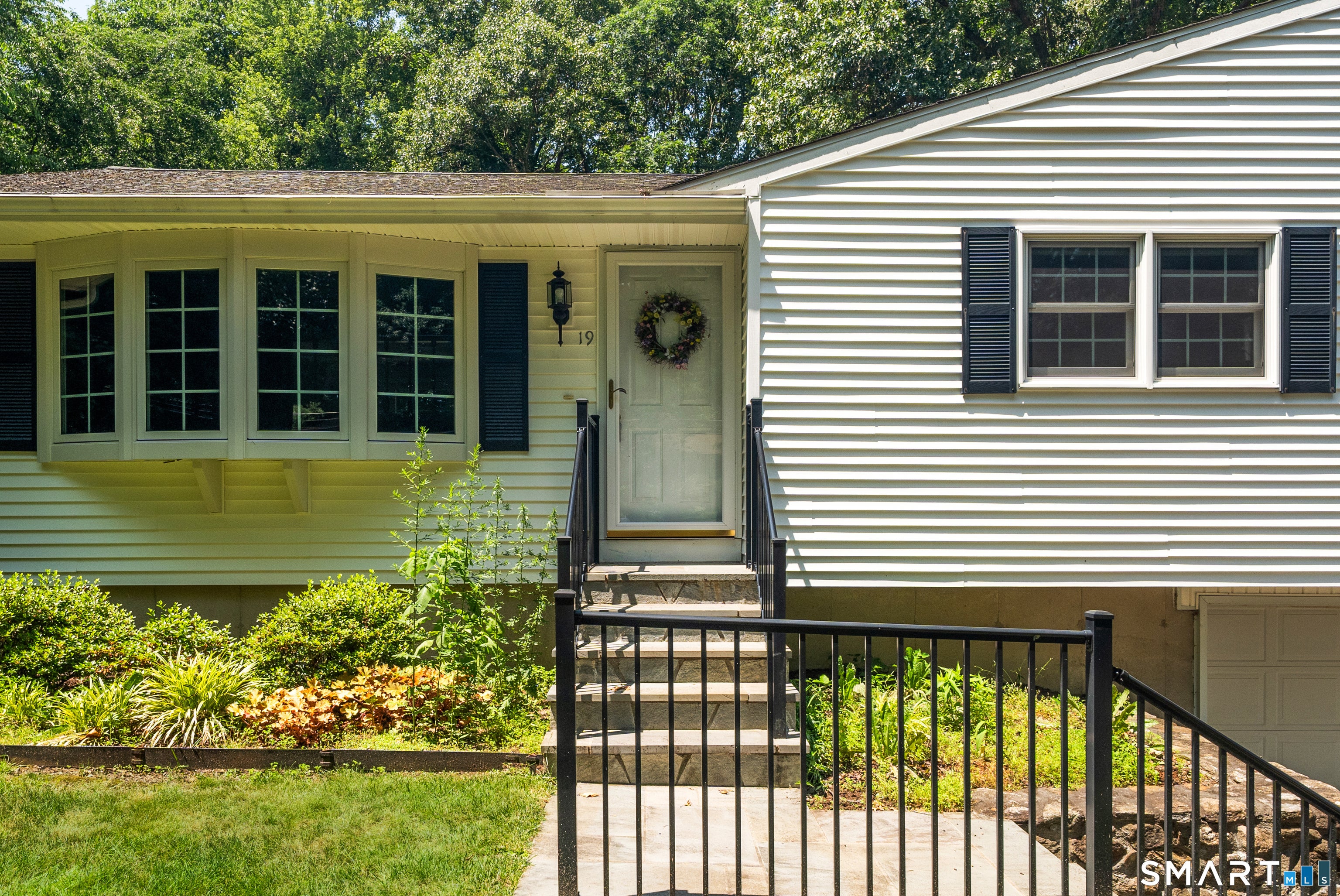 19 Crestwood Drive