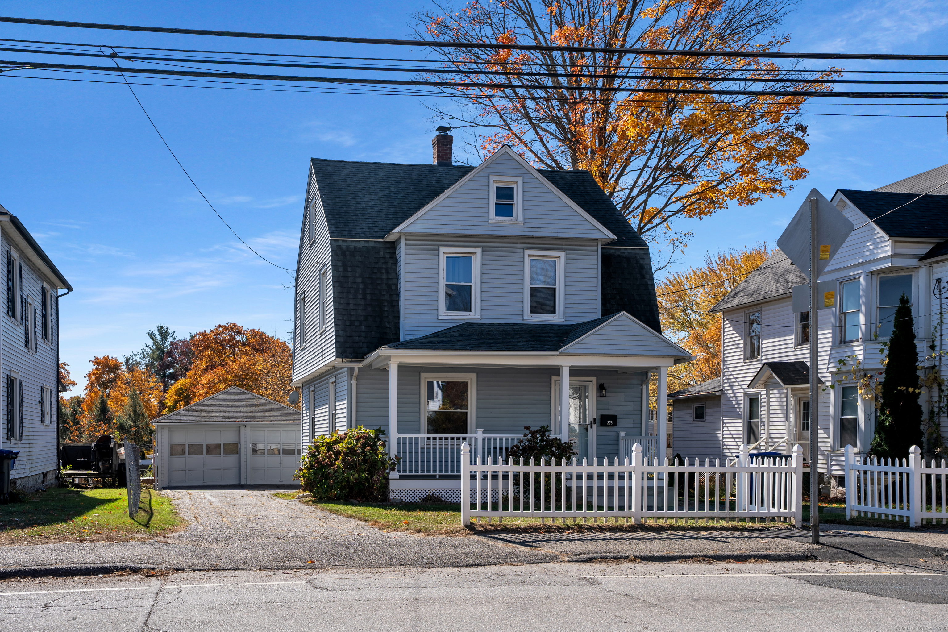 N Elm Street, Torrington, Connecticut - 3 Bedrooms  
1 Bathrooms  
7 Rooms - 