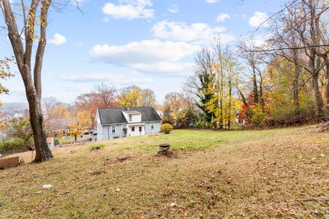 Tiny photo for 32 Huntington Avenue, New Haven, CT 06512 (MLS # 24142297)