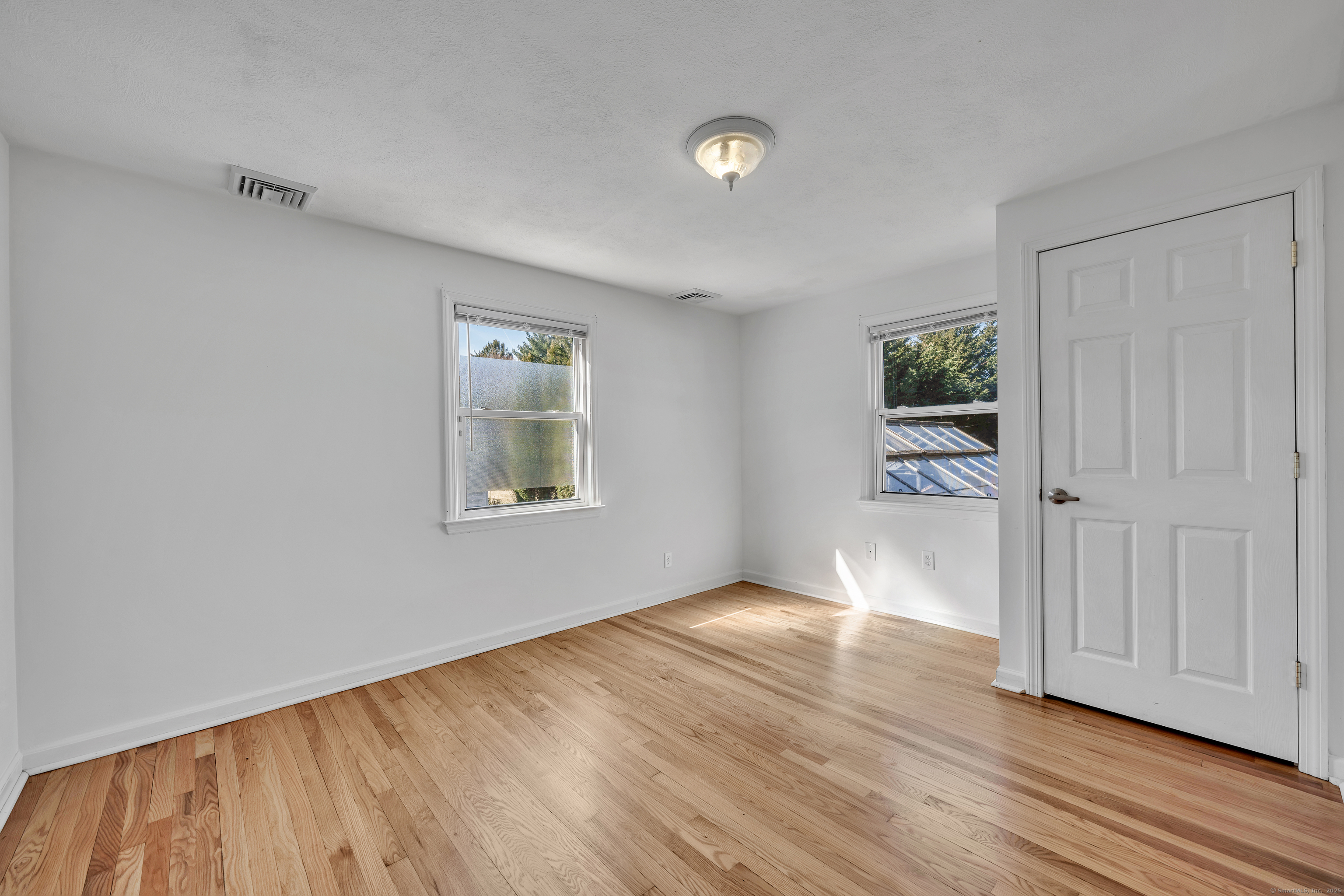 823 Murdock Avenue, Meriden, Connecticut image 9