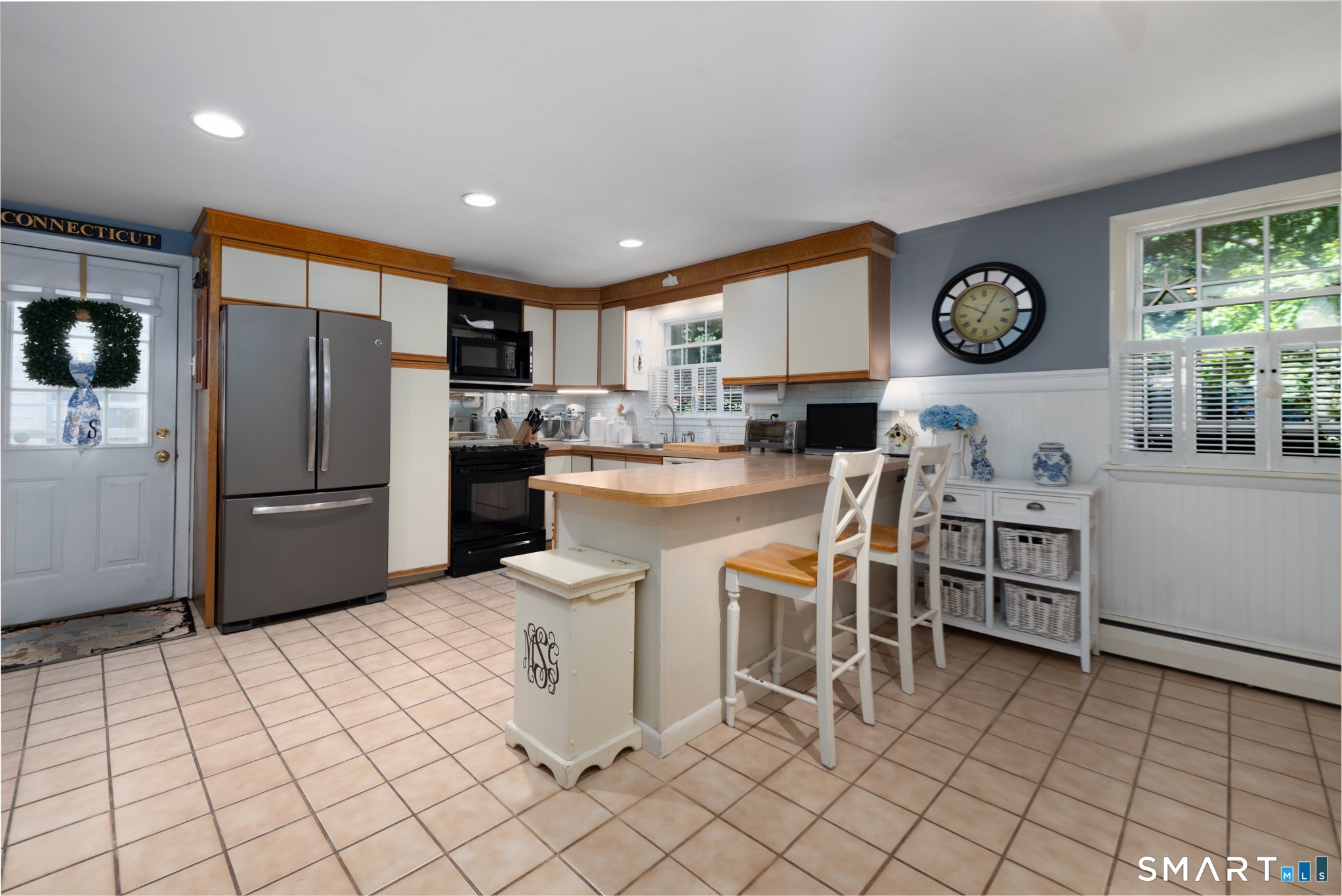 83 Glendale Drive