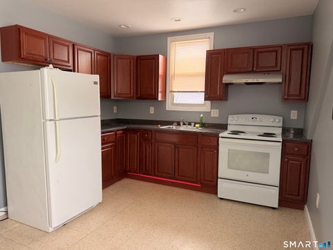 Multifamily For Rent - 438 Hollister Avenue<br/> Fairfield County, Bridgeport, CT 06607